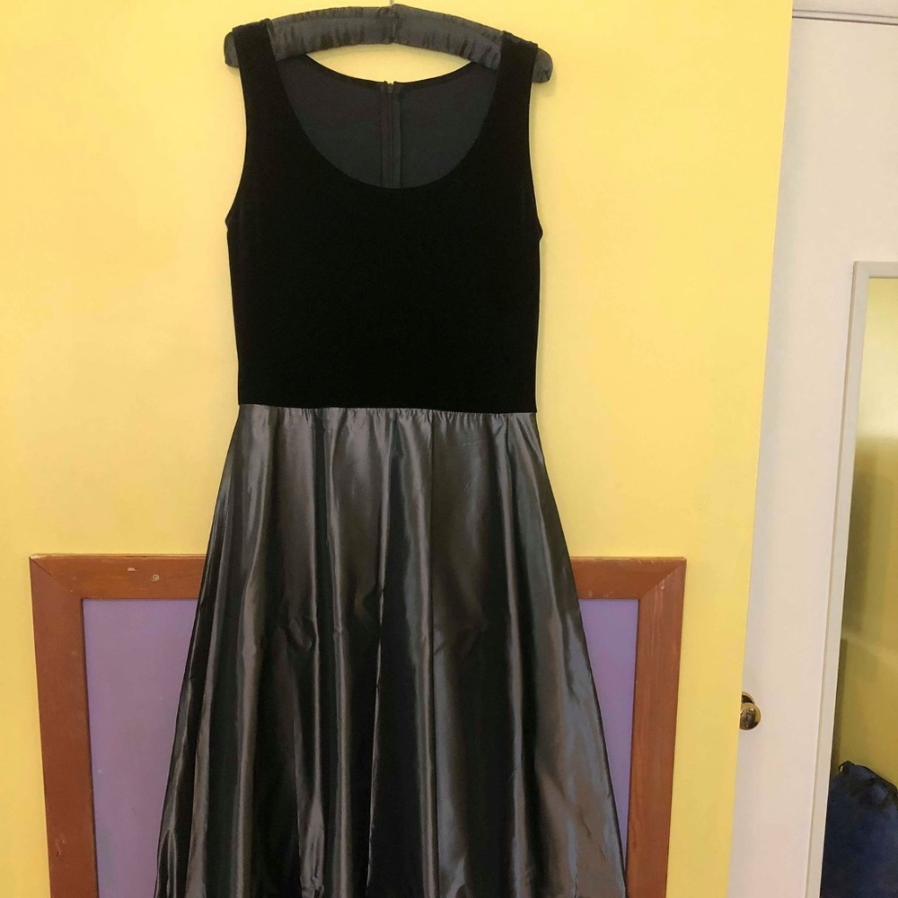 Women's Formal Patra Dress Size 12
